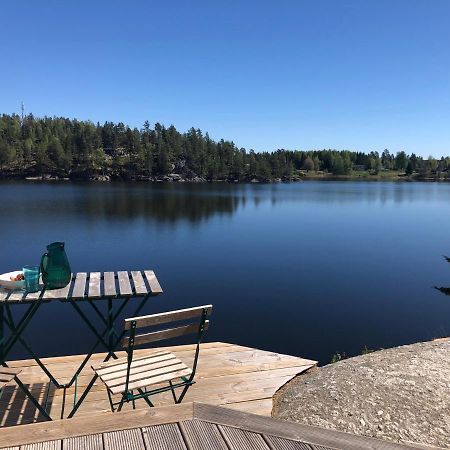 Lyseren Waterfront Cabin Omberg Экстерьер фото