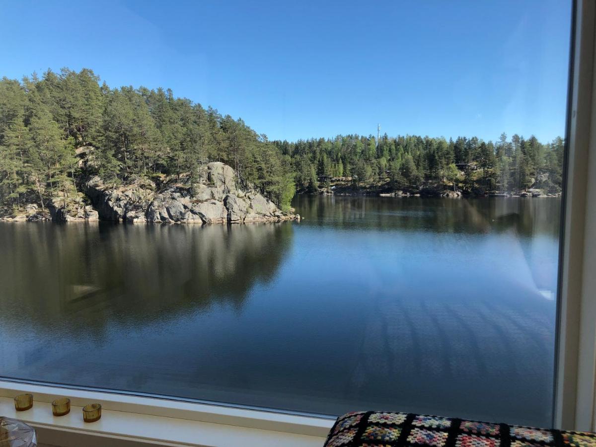 Lyseren Waterfront Cabin Omberg Экстерьер фото